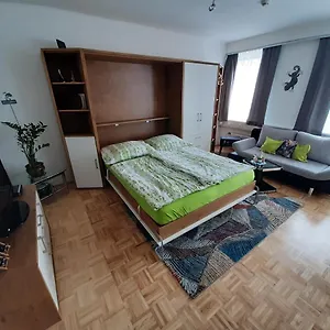 Apartmentstudio Mit Tiefgarage Free Parking Apartment Graz