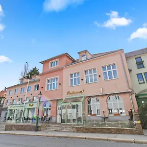 4* Hotell Schild
