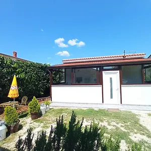 https://the-golden-well.in-istria.net